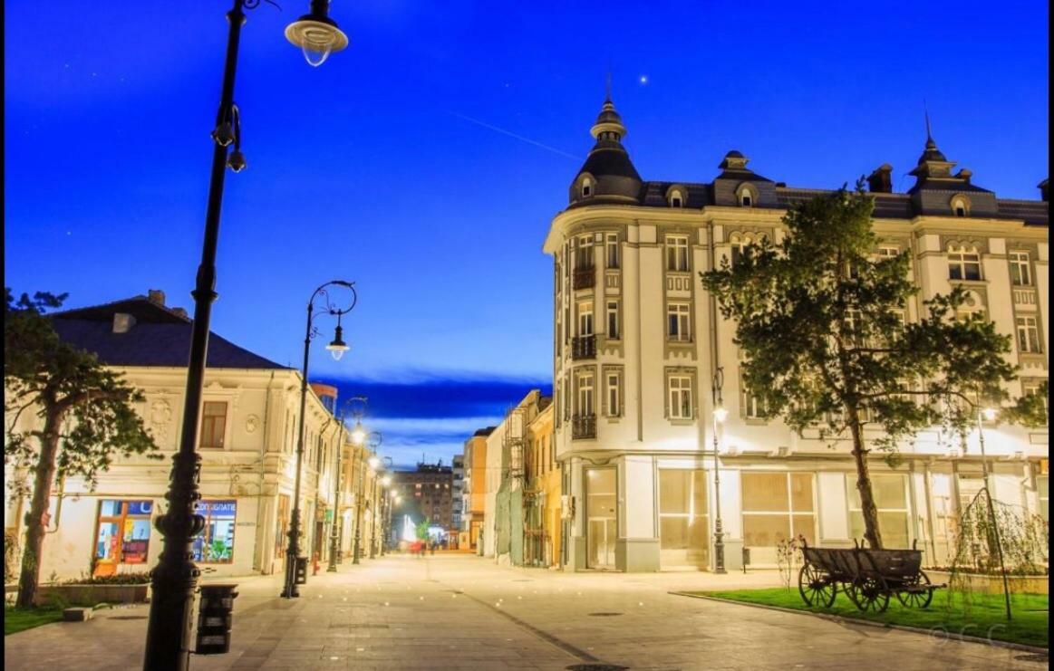 Galla Old Town Center Κραϊόβα Εξωτερικό φωτογραφία